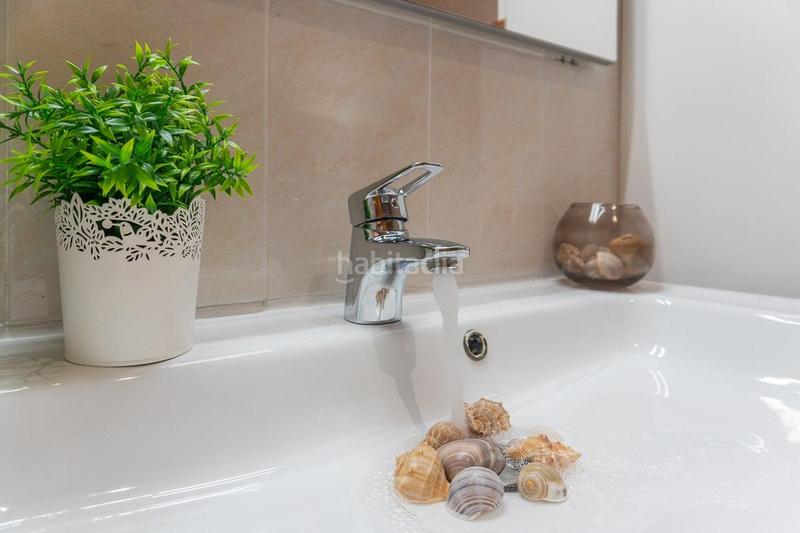 Foto 9bec76e3-6e73-4bda-91f8-5172ea11cc05. Casa adossada amb aparcament piscina a Zona Carrefour - Urbanizaciones Torrevieja