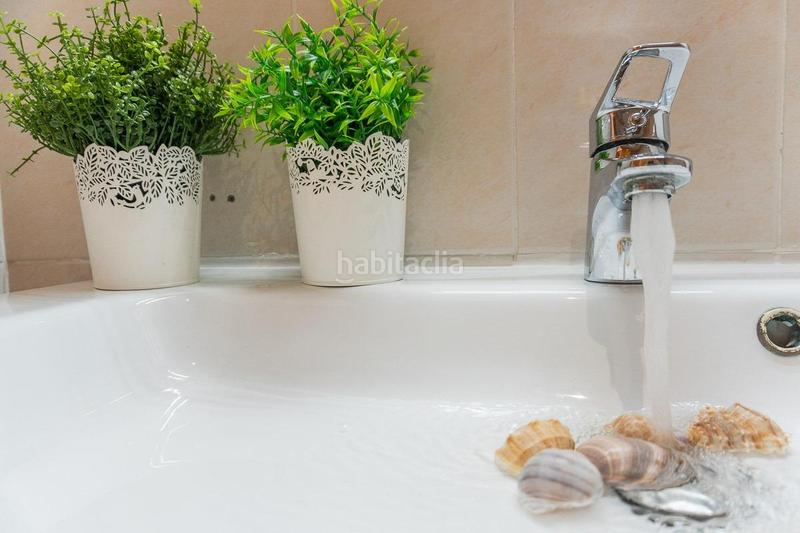 Foto ce159c9d-7d73-424b-b319-4dc1bc48a4ae. Casa adossada amb aparcament piscina a Zona Carrefour - Urbanizaciones Torrevieja