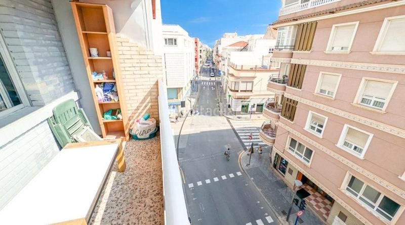 Foto 1cf9d6f0-3c3f-4031-a310-cbe2850041b6. Pis a Puerto Deportivo Torrevieja