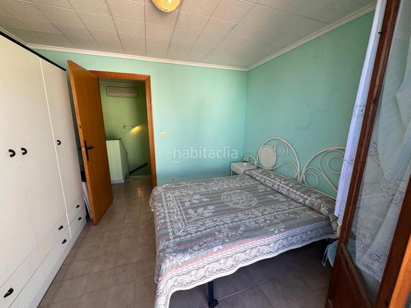 Foto 4c19fd33-7d6b-464f-9604-6ffcf3a1be50. Maison jumelée avec parking dans Cabo Cervera Torrevieja