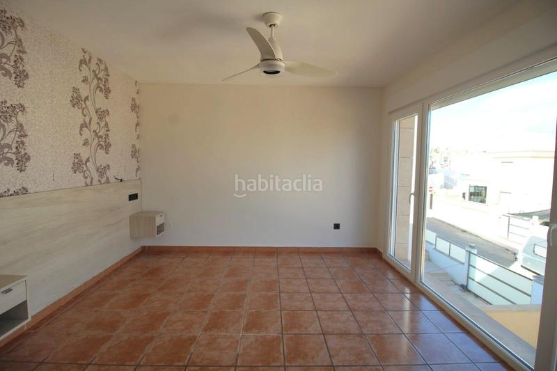 Foto 2ca34596-b86e-42b1-95de-0fac39f083a3. Chalet with parking in Villamartín-Las Filipinas Orihuela