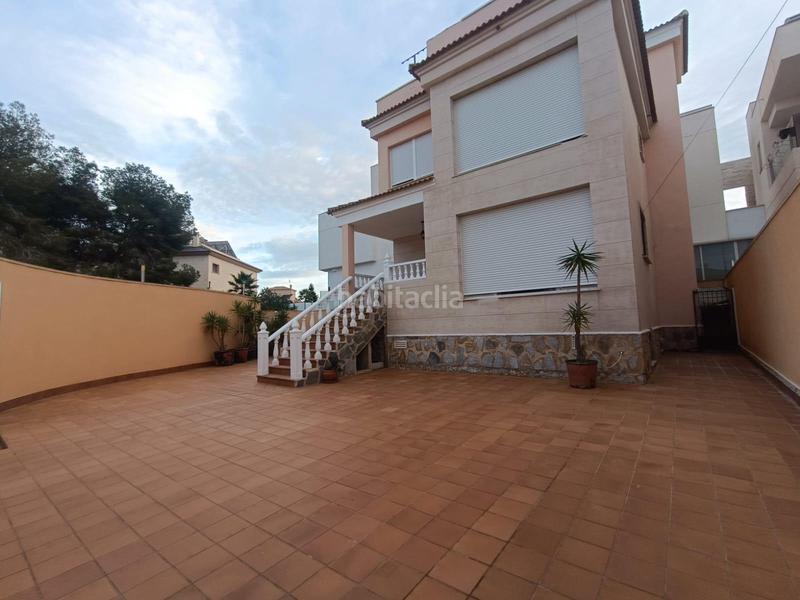 Foto 6fa3b7f0-ea1f-4f89-b3de-65cdb558e85b. Chalet with parking in Villamartín-Las Filipinas Orihuela