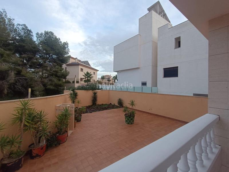 Foto 83345b91-ef9a-4446-9009-3c9e66b387e2. Chalet with parking in Villamartín-Las Filipinas Orihuela