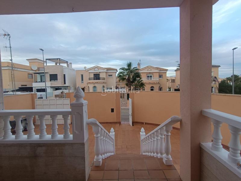 Foto e0e63989-9395-45e1-a848-df74dbeb2b8b. Chalet with parking in Villamartín-Las Filipinas Orihuela