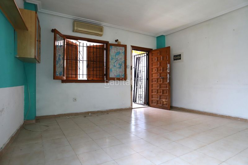 Foto cb71e741-c4ba-4eea-8abc-71231b002a8a. Planta baixa a Avenida Habaneras - Curva de Palangre Torrevieja