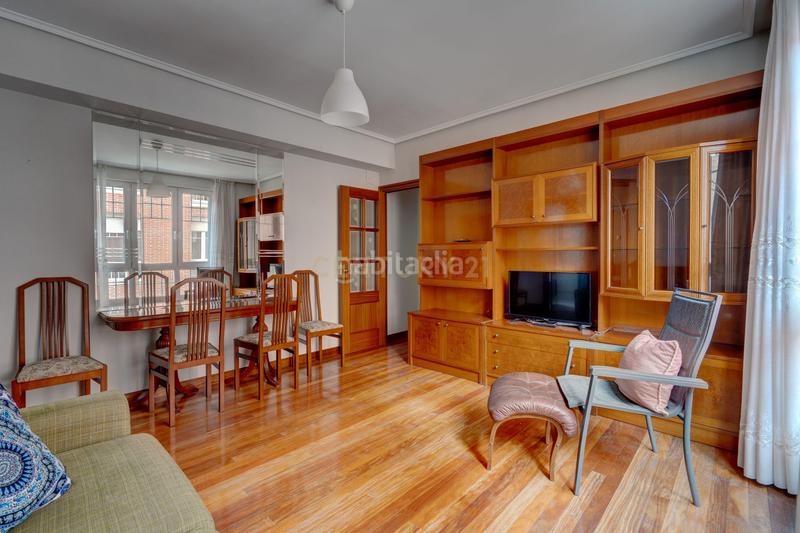 Foto 601a875b-9c16-474c-9f7d-5db37ba5d747. Appartement dans europa plaza dans Centro Barakaldo