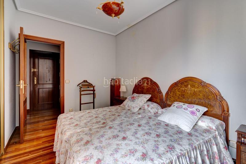 Foto dc9edbfe-1676-401a-90a6-94f0fabf7de3. Appartement dans europa plaza dans Centro Barakaldo