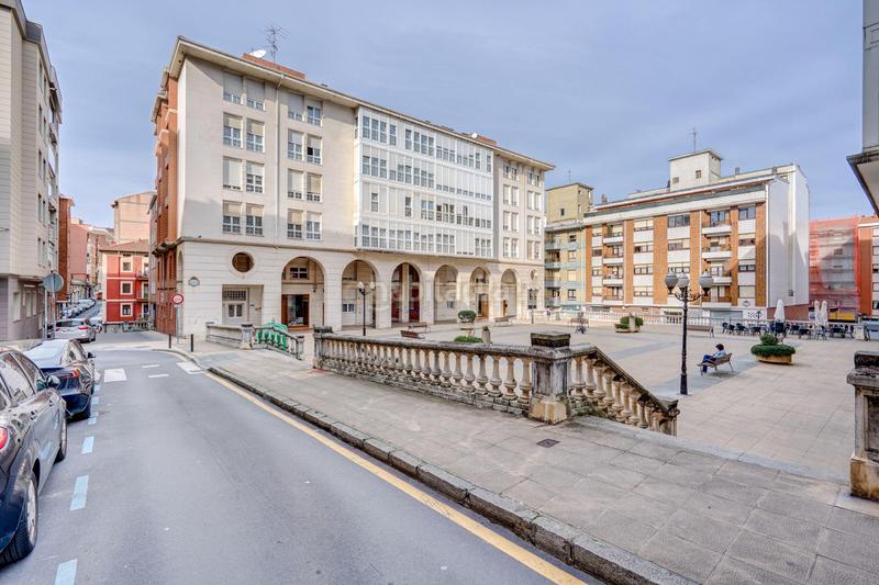 Foto e7ab570e-7902-4595-b423-4a63ec4eb7b1. Appartement dans europa plaza dans Centro Barakaldo
