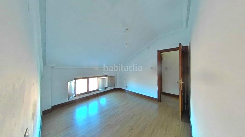 Foto 04ec1c69-b812-4ab7-86c4-9a64e753ca60. Apartment in juan garay in Centro Barakaldo