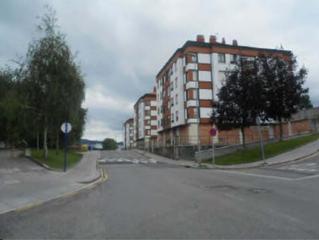 Aparcament cotxe a Mungia