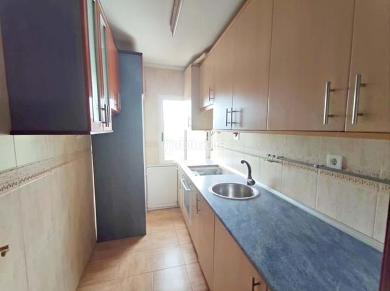 Foto 4f3d0911-a35e-4538-94dc-a5f5f345cf31. Appartamento in calle barinaga in Zorrotza Bilbao