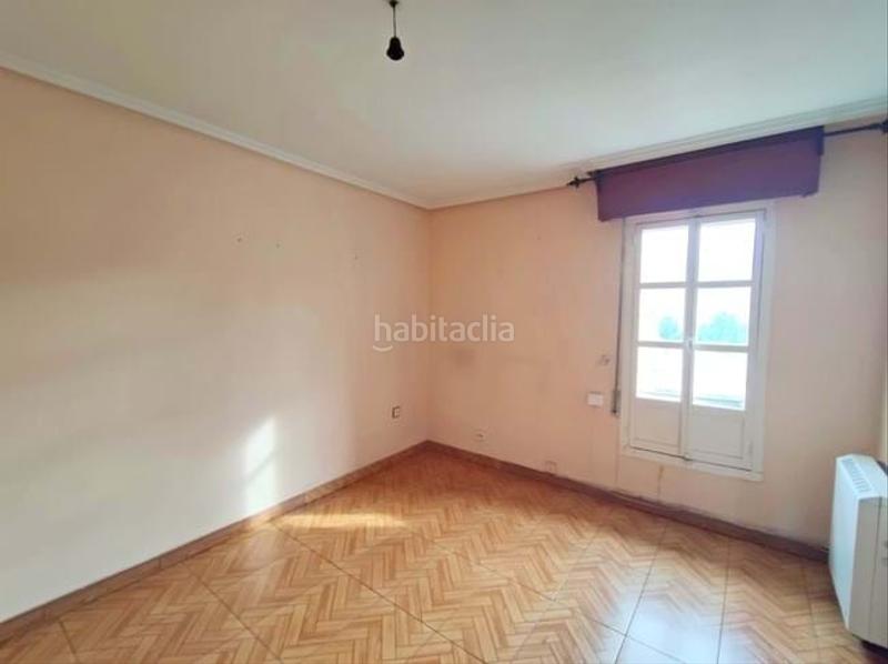 Foto b2161208-d9ee-47f2-add1-bc1a237d71fa. Appartamento in calle barinaga in Zorrotza Bilbao