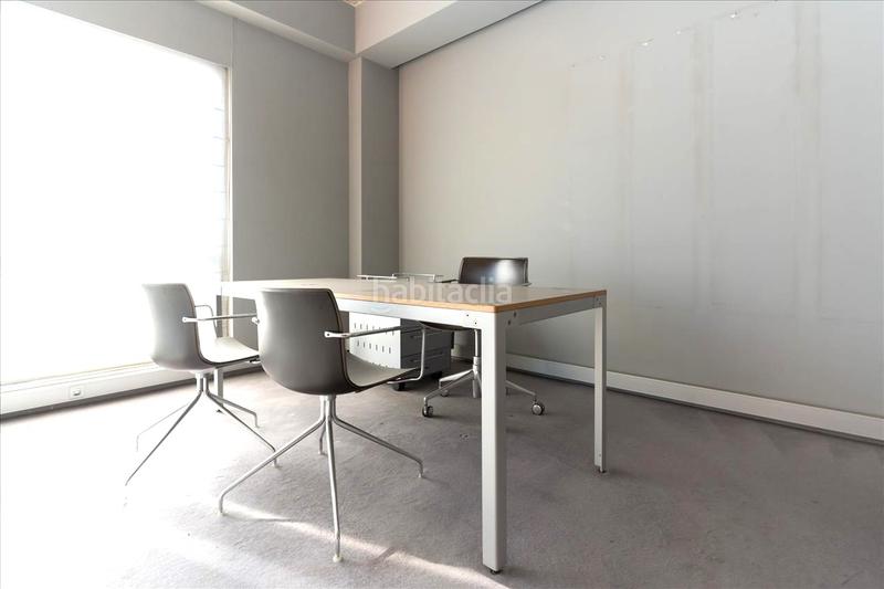 Foto bd418ce5-a28a-4cab-be7a-51a2c4eaef0d. Local comercial a ribera de axpe a Erandio