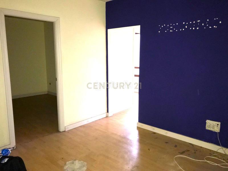 Foto 3ca863c4-6600-49d3-aed0-53b5103d759c. Nau industrial a padre larramendi a Rekalde Centro Bilbao