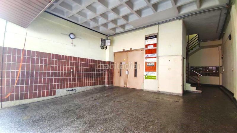 Foto 6f3176ae-afd5-4113-bf89-1976d8b319b9. Nau industrial a padre larramendi a Rekalde Centro Bilbao