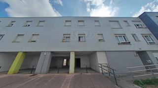 Locale commerciale in Los Hoyos, 7