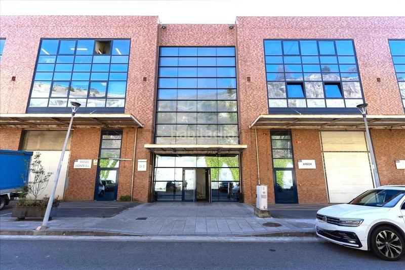 Foto d978dc4c-cdaf-40ad-b9c8-4499c3a5f492. Business premise in ribera de axpe in Erandio