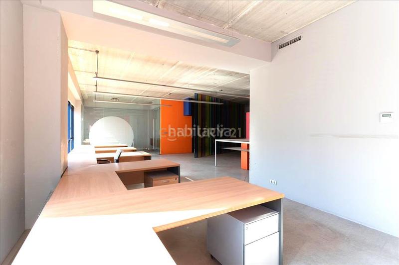 Foto db11e7f0-62fc-4553-8090-41ed55847b7e. Business premise in ribera de axpe in Erandio