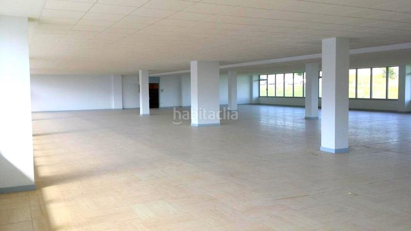 Foto 2bc0adf5-6b18-438d-90aa-c5ac1e23a875. Locale commerciale in enekuribidea in Erandio