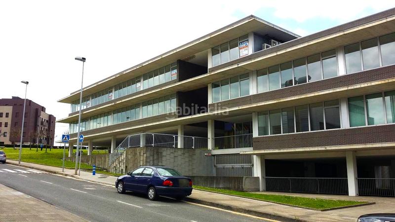 Foto dd2dfd5a-b81a-4b6d-97f1-8d16c3e8a899. Locale commerciale in enekuribidea in Erandio