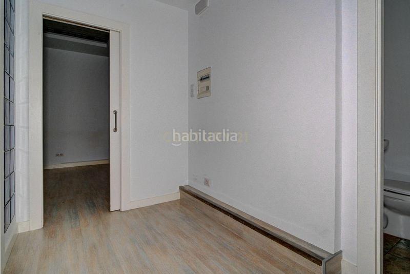 Foto 06dcf2d1-464d-4336-9f98-47e6975c84ca. Lloguer local comercial a batalla de lepanto 5 a Bilbao