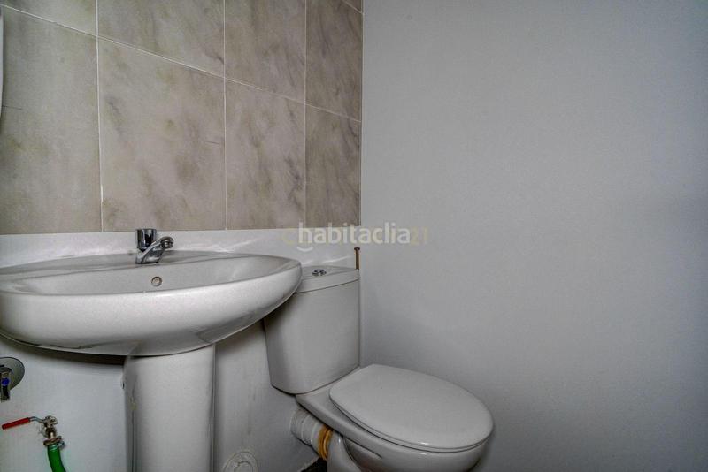 Foto e3468bbf-f900-46ab-9bbe-9d0359c54e68. Lloguer local comercial a batalla de lepanto 5 a Bilbao