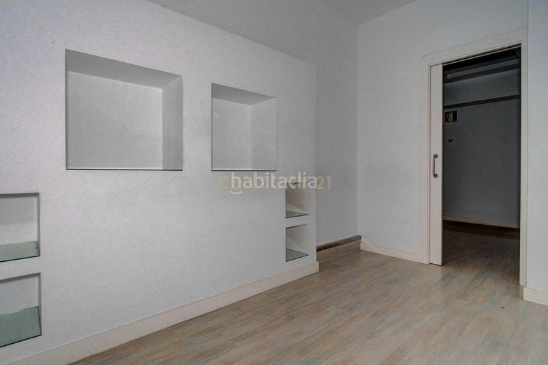 Foto 562bd6bd-ec92-4c5f-b5e2-12d0f97e15e2. Location local commercial dans batalla de lepanto 5 dans Bilbao