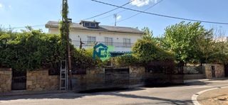 Casa a Federico del cerro 23. Chalet con piscina en los �ngelesjarandilla torrelodones amplitu