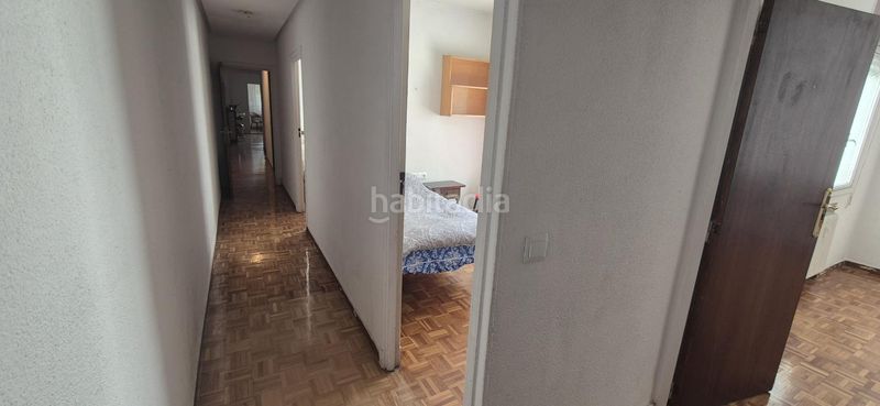 Foto bb4b0f49-9a55-4683-874e-bca7c553a427. Pis amb aparcament a Palos de Moguer Madrid