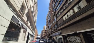 Pis  De mart�n soler. Amplia vivienda exterior en planta 6� para reforma en palos de l