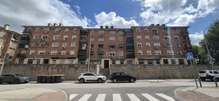 Pis  De carlos morla lynch. Venta de piso para reforma completa en el pardo, 2 habitaciones