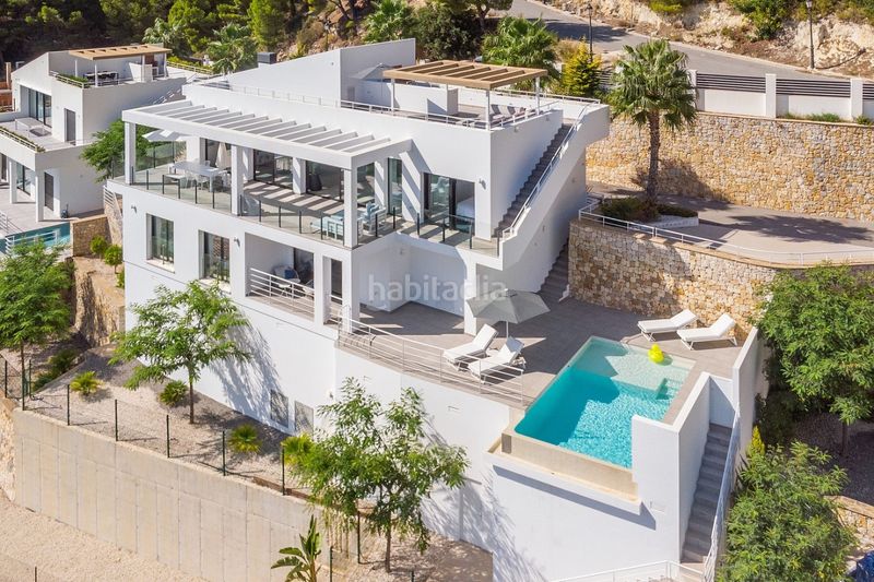 Foto 1506728a-c1f2-4ebb-be06-c967494472a3. Casa amb aparcament piscina a Altea la vella Altea