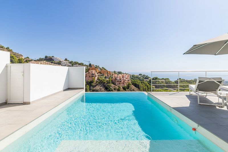 Foto 896b4bd6-2ae2-48f8-a5cd-05bf9e358f29. Casa amb aparcament piscina a Altea la vella Altea