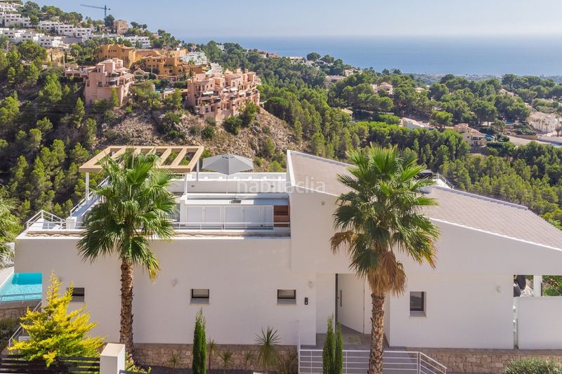 Foto b93feb34-f55f-4619-af1b-e3f9261b0966. Casa amb aparcament piscina a Altea la vella Altea