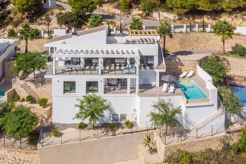Foto e80cc9b8-0112-41b1-b0cd-ca9268c5af12. Casa amb aparcament piscina a Altea la vella Altea