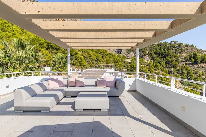 Foto fd4fbde3-938d-46d5-8325-389296f41c14. Casa amb aparcament piscina a Altea la vella Altea
