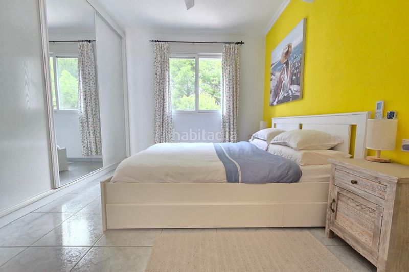 Foto 4ae1f566-f5ba-40cd-bd06-954da9f152af. Casa amb calefacció aparcament piscina a Altea la vella Altea