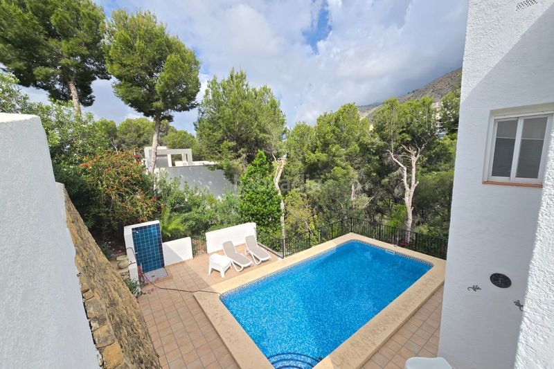 Foto 685fa026-201d-4559-9389-37bd266460ba. Casa amb calefacció aparcament piscina a Altea la vella Altea