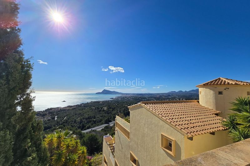 Foto 02fa7a7c-b602-4d50-bd17-8939656a9816. Casa amb calefacció aparcament piscina a Altea la vella Altea