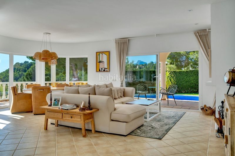 Foto 9a64dd3a-bf0c-4a8d-a0db-7dd9cee83eab. Casa amb calefacció aparcament piscina a Altea la vella Altea