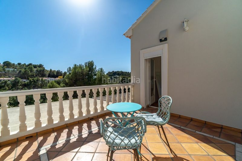 Foto 9fd376fa-fc31-4ba5-8c15-8e216f816369. Casa amb calefacció aparcament piscina a Altea la vella Altea