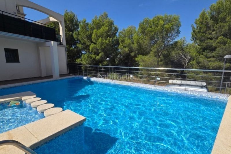 Foto 663d82f2-24c9-44ed-8c3b-1f64f0c3f518. Casa amb calefacció aparcament piscina a Altea la vella Altea