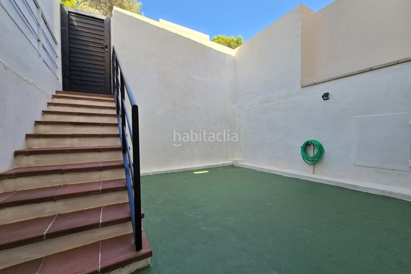 Foto c3b848db-c10a-4e16-bc29-f7a073127667. Casa amb calefacció aparcament piscina a Altea la vella Altea
