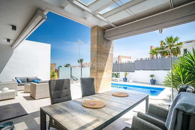 Foto d843d201-7930-484a-9d98-2187f033fb43. Casa amb calefacció aparcament piscina a Algorfa