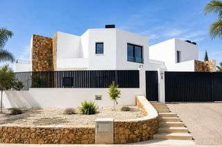 Casa a Escandinavia-Cautivador. Introduccioacutenliacuteneas arquitectoacutenicas depuradas, ven
