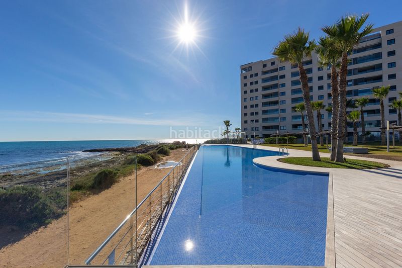 Foto 27921297-8c7d-425b-bb25-b62577d02fee. Pis amb calefacció aparcament piscina a Punta Prima Torrevieja