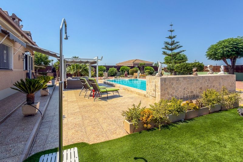 Foto d2bc7570-60c6-47e2-aca5-59f6b9af640e. Casa amb calefacció aparcament piscina a Catral