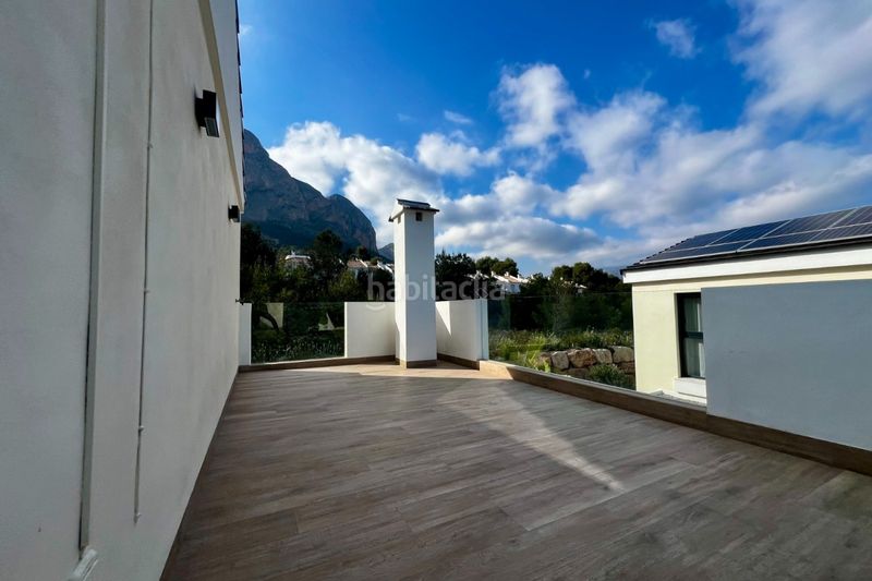 Foto 7b7dd8ca-36f6-410c-88b2-8de0668909c6. Casa amb calefacció aparcament piscina a balcón de ponoig - Polop paradis - Polop hills Polop