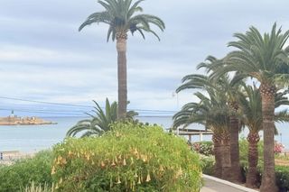 Etagenwohnung in Altea Ciudad. Introduccioacutensituado en la segunda liacutenea de costa del m