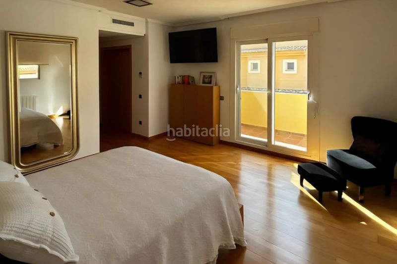 Foto 0b7ea1a2-08dd-4c11-96ff-9377370762ac. Casa amb piscina a Rincón Alto Benidorm